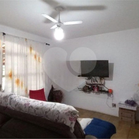 Casa à venda com 3 quartos, sendo 1 suíte, em Vila Barcelona, Sorocaba, SP