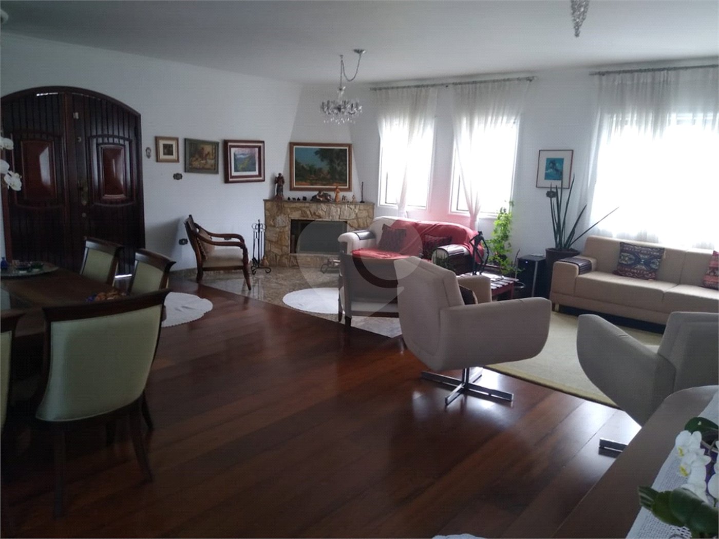 Sobrado à venda com 4 quartos, sendo 2 suítes, em Jardim Franca, São Paulo, SP