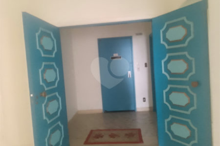 Apartamento à venda com 4 quartos, sendo 1 suíte, em República, São Paulo, SP