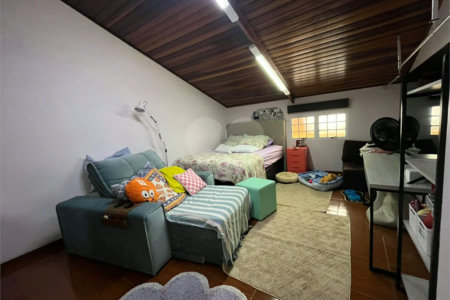Casa Térrea à venda com 5 quartos, sendo 2 suítes, em Tucuruvi, São Paulo, SP