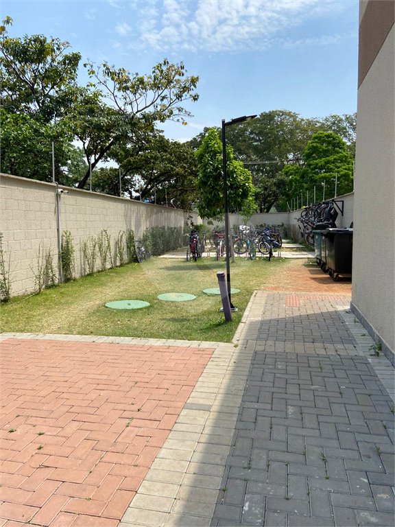 Apartamento à venda com 2 quartos em Pari, São Paulo, SP
