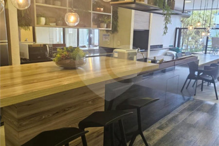 Apartamento à venda com 2 quartos, sendo 1 suíte,  em Pinheiros, São Paulo, SP