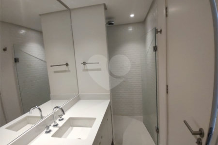 Apartamento à venda ou para alugar com 1 suíte em Jardim das Bandeiras, São Paulo, SP