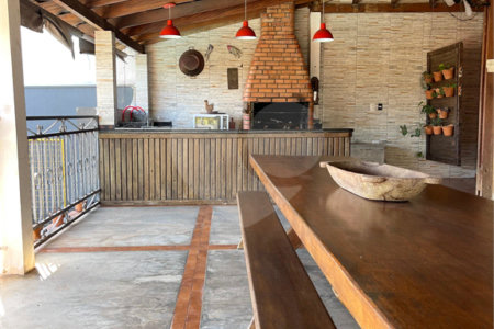 Casa à venda ou para alugar com 4 suítes em Jardim Cuiabá, Cuiabá, MT