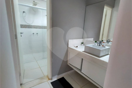 Casa à venda ou para alugar com 4 suítes no condomínio Jardim Primavera, Louveira - SP
