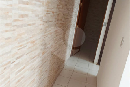 Casa à venda com 4 quartos, sendo 1 suíte, em Vila Pirajussara, São Paulo, SP
