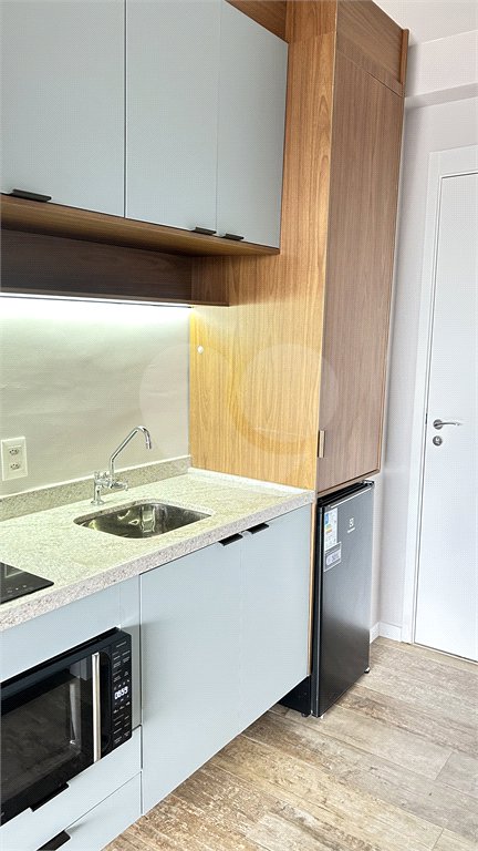 Studio com 28m², mobiliado e com móveis planejados na região do Sacomã em São Paulo - SP.