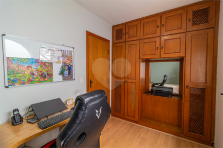 Sobrado à venda com 3 quartos, sendo 1 suíte,  em Vila Mascote, São Paulo, SP