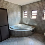 Sobrado à venda com 5 quartos, sendo 1 suíte, em Tremembé, São Paulo, SP