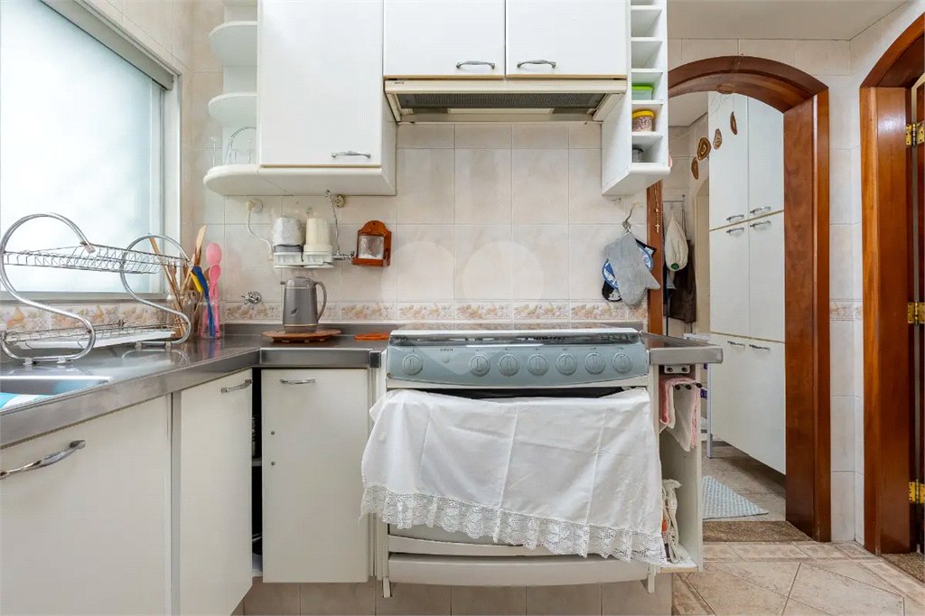 Casa a venda no Planalto Paulista, 2 suítes, 4 vagas, 230 m², quintal e localização privilegiada