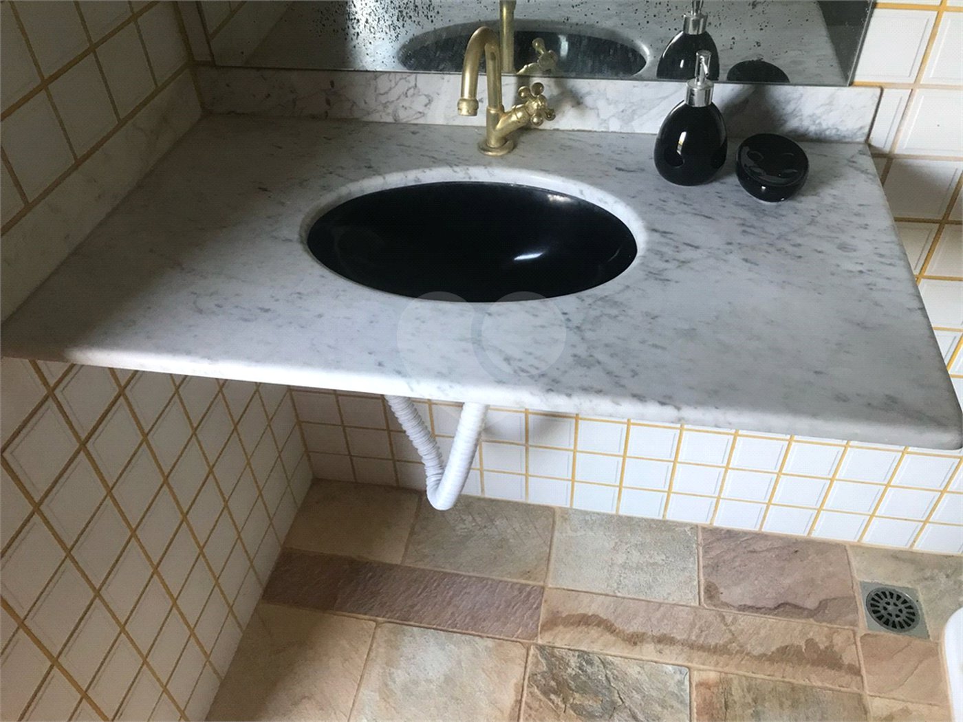 Casa à venda com 5 quartos, sendo 2 suítes,  em Jardim Maristela, Atibaia, SP