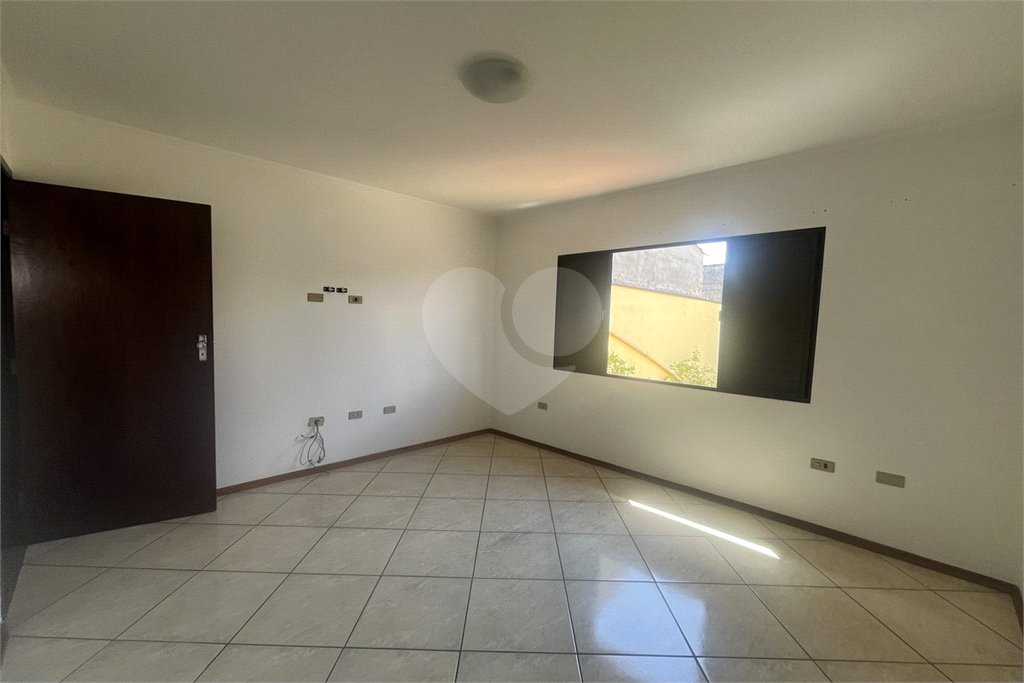 Sobrado à venda com 5 quartos, sendo 2 suítes,  em Jaçanã, São Paulo, SP