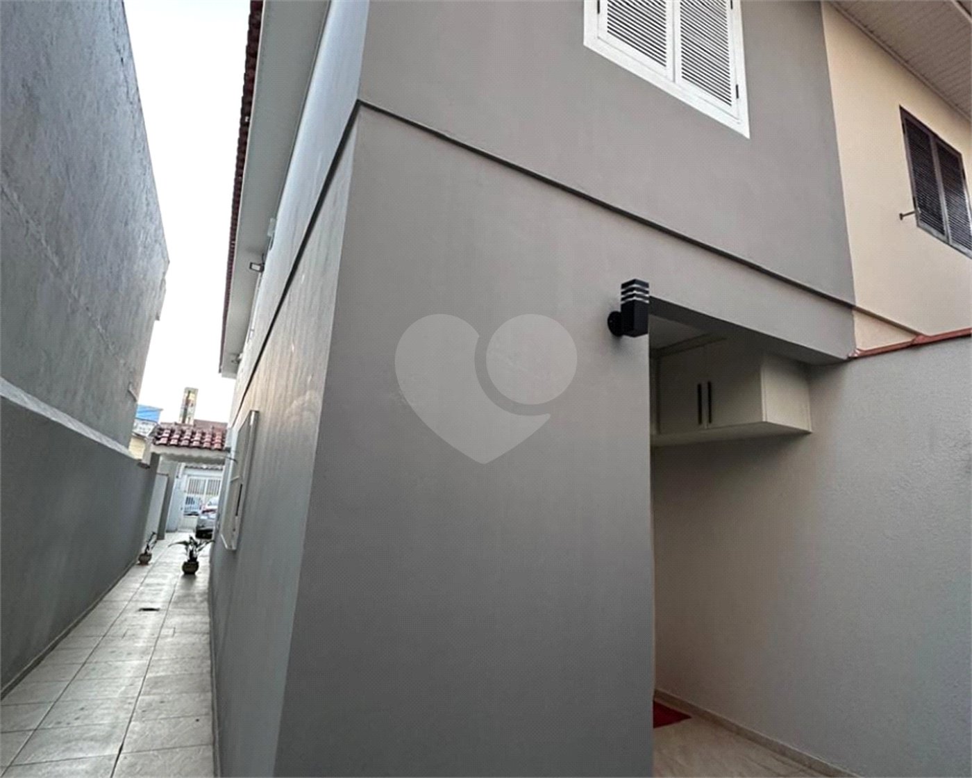 Sobrado à venda com 3 quartos, sendo 1 suíte, em Campo Grande, São Paulo, SP