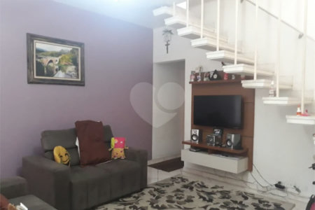 Casa à venda com 5 quartos em Parque Vitória, São Paulo, SP