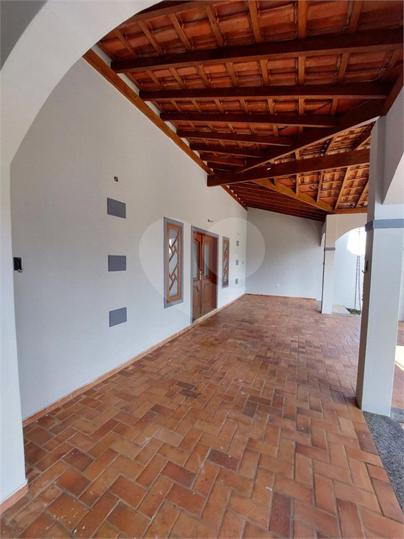 Casa à venda com 4 suítes no condomínio Monte Belo, Salto - SP