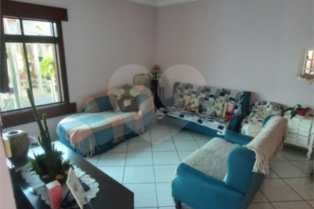 Casa à venda com 3 quartos, sendo 1 suíte, em Vila Santana, Sorocaba, SP