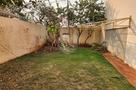 Casa à venda com 3 quartos, sendo 1 suíte, em Jardim Morumbi, Araraquara, SP