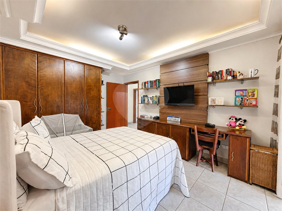 Casa à venda com 5 suítes no condomínio Parque Village Castelo, Itu - SP
