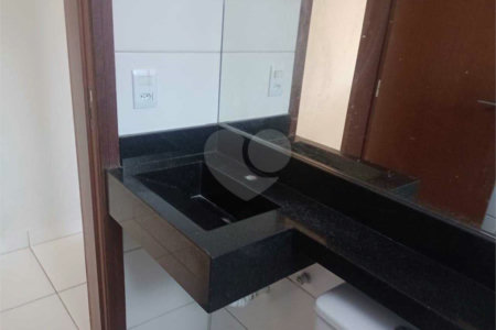 Casa à venda com 2 quartos no condomínio Villa Savoia, Sorocaba - SP