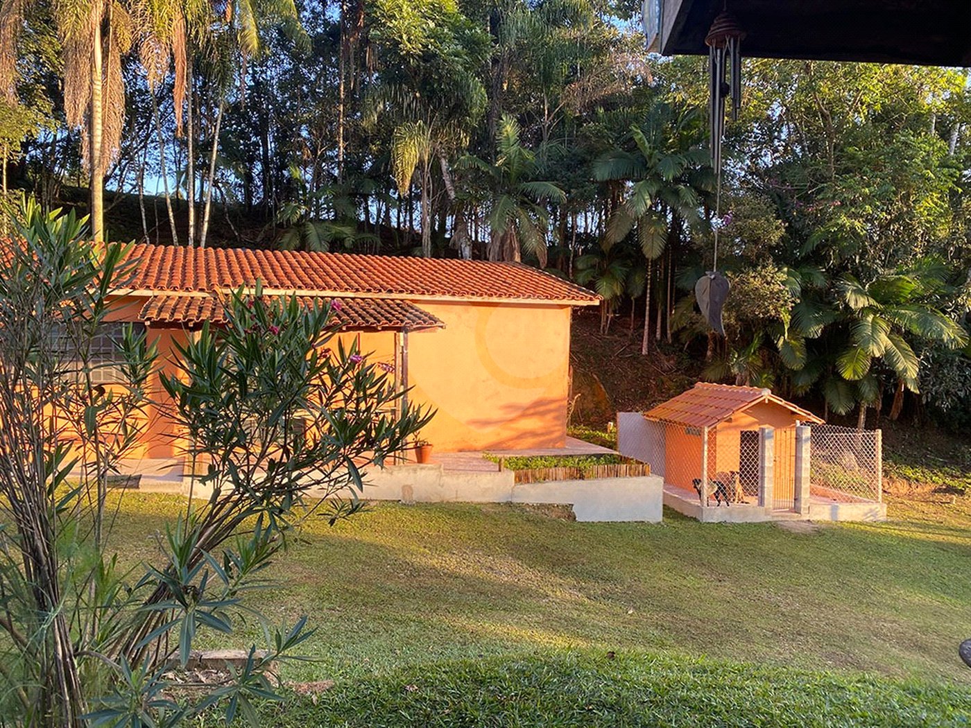 Sítio à venda com 3 quartos, sendo 1 suíte,  no Centro, Biritiba-mirim, SP