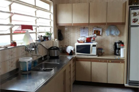 Casa à venda com 2 quartos, sendo 1 suíte, em Vila Anastácio, São Paulo, SP