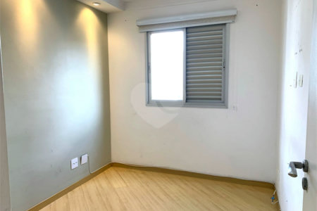 Apartamento à venda com 2 quartos em Jardim Íris, São Paulo, SP