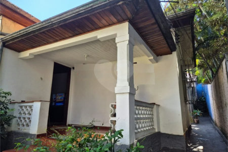 Casa à venda com 5 quartos, sendo 1 suíte, em Santana, São Paulo, SP