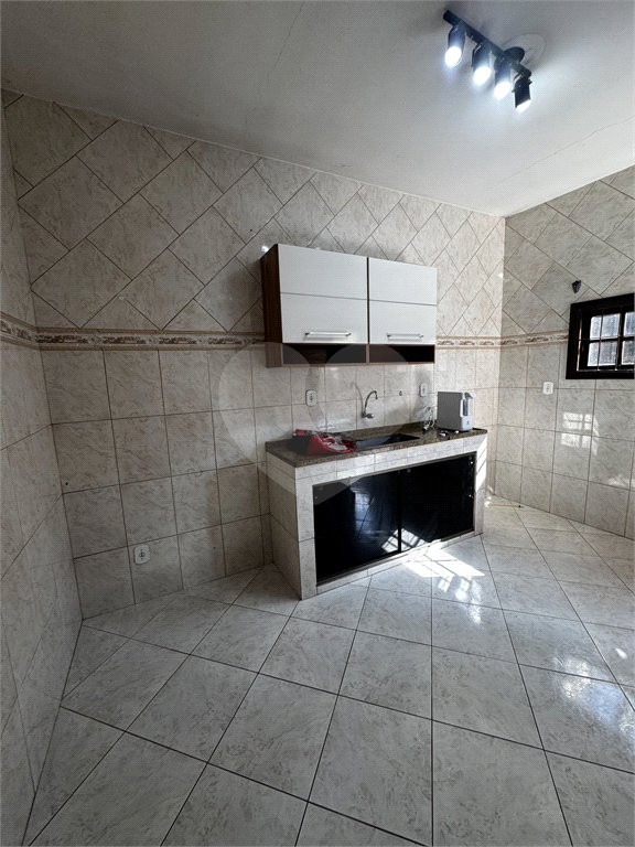 Casa à venda com 3 quartos, sendo 1 suíte, no condomínio Village da Posse, Rio de Janeiro - RJ