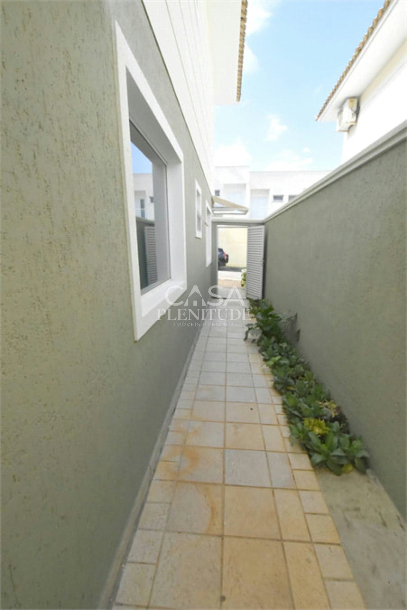 Sobrado à venda com 3 quartos, sendo 1 suíte, em Jardim Pagliato, Sorocaba, SP