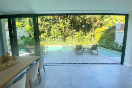 Duplex à venda com 6 suítes em Riviera, Bertioga, SP