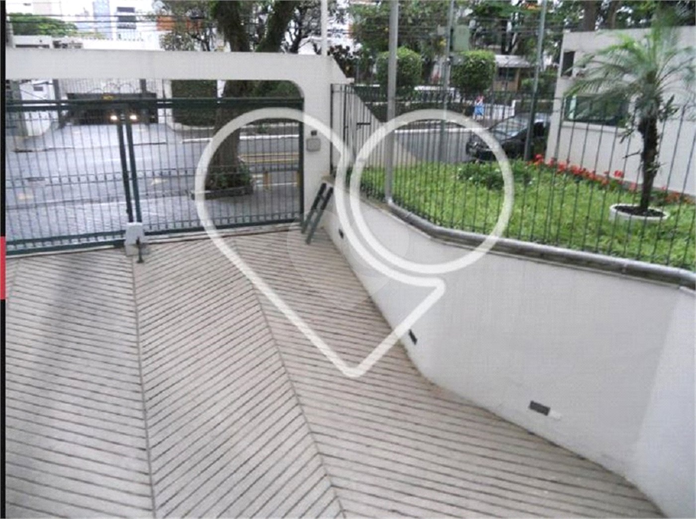 Apartamento à venda com 3 quartos em Moema, São Paulo, SP