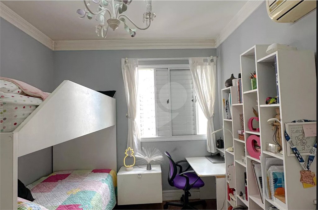 Apartamento à venda com 2 quartos, sendo 1 suíte,  em Água Branca, São Paulo, SP