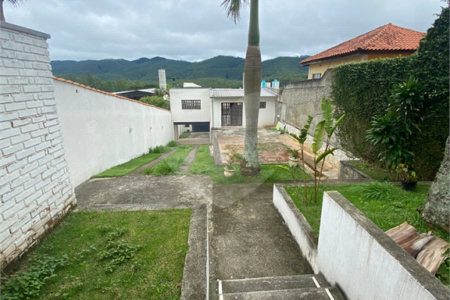 Casa à venda com 4 suítes em Vila Suissa, Mogi das Cruzes, SP