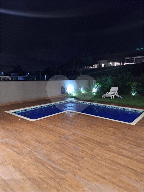 Casa à venda com 4 quartos, sendo 3 suítes, em Condomínio Terras de Santa Cruz, Bragança Paulista, SP