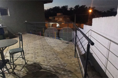 Casa à venda com 3 quartos, sendo 1 suíte, em Vila Capuava, Valinhos, SP
