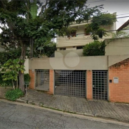 Terreno à venda com 20 quartos, sendo 10 suítes,  em Vila Sônia, São Paulo, SP