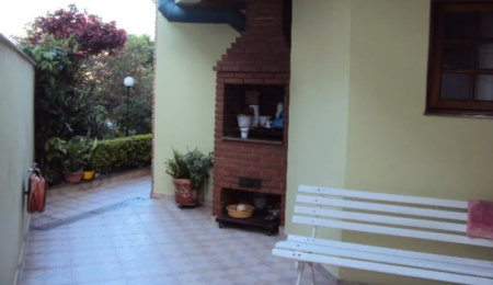 Sobrado à venda com 4 quartos, sendo 2 suítes,  em Jardim Peri Peri, São Paulo, SP