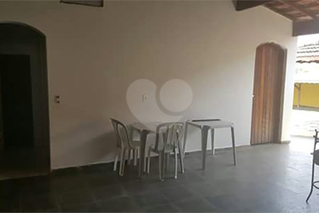 Casa à venda com 4 quartos no Centro, Piracaia, SP