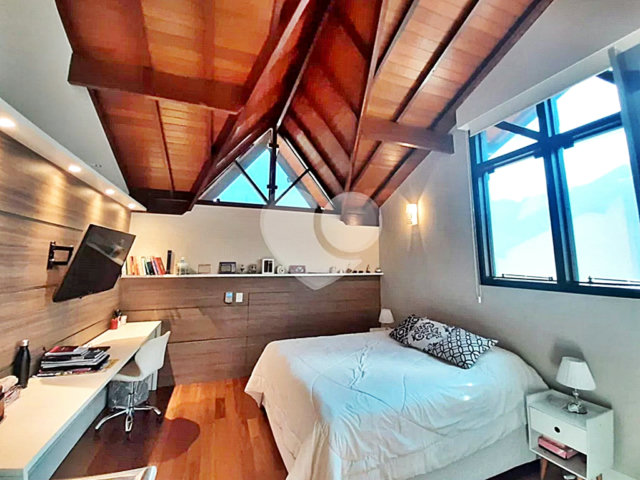 Casa à venda com 5 quartos, sendo 2 suítes,  no condomínio Florada da Serra, São Paulo - SP