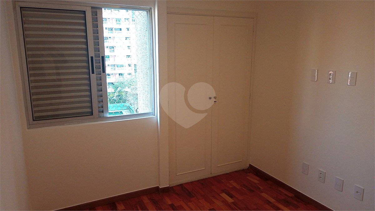 Apartamento para alugar com 3 quartos, sendo 1 suíte, em Vila Cordeiro, São Paulo, SP
