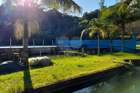 Sítio à venda com 4 quartos no Centro, Nazaré Paulista, SP