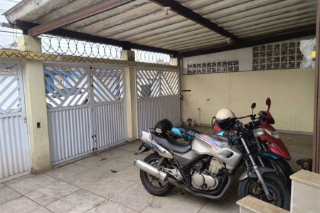 Casa Residencial à venda, Vila São Jorge, São Vicente - CA0187.