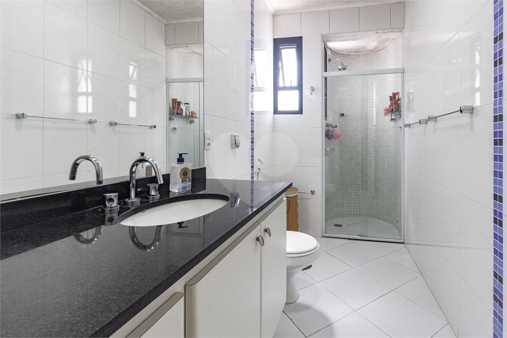 Apartamento à venda com 4 quartos, sendo 2 suítes,  em Jardim Parque Morumbi, São Paulo, SP