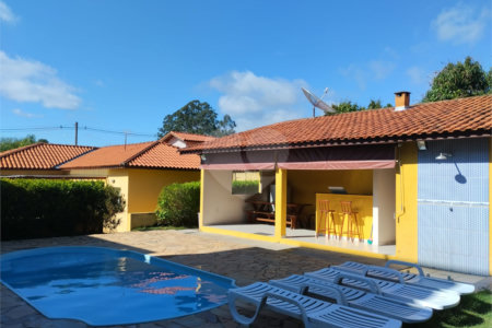 Chácara à venda com 2 quartos em Portal dos Pássaros, Alambari, SP