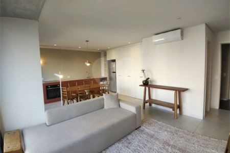 Apartamento à venda ou para alugar com 1 suíte em Jardim das Bandeiras, São Paulo, SP