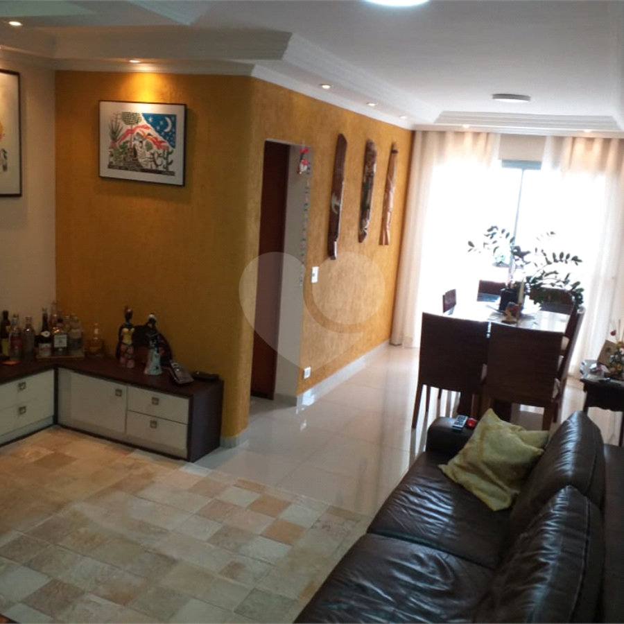 Apartamento à venda com 3 quartos, sendo 1 suíte, em Vila Nivi, São Paulo, SP