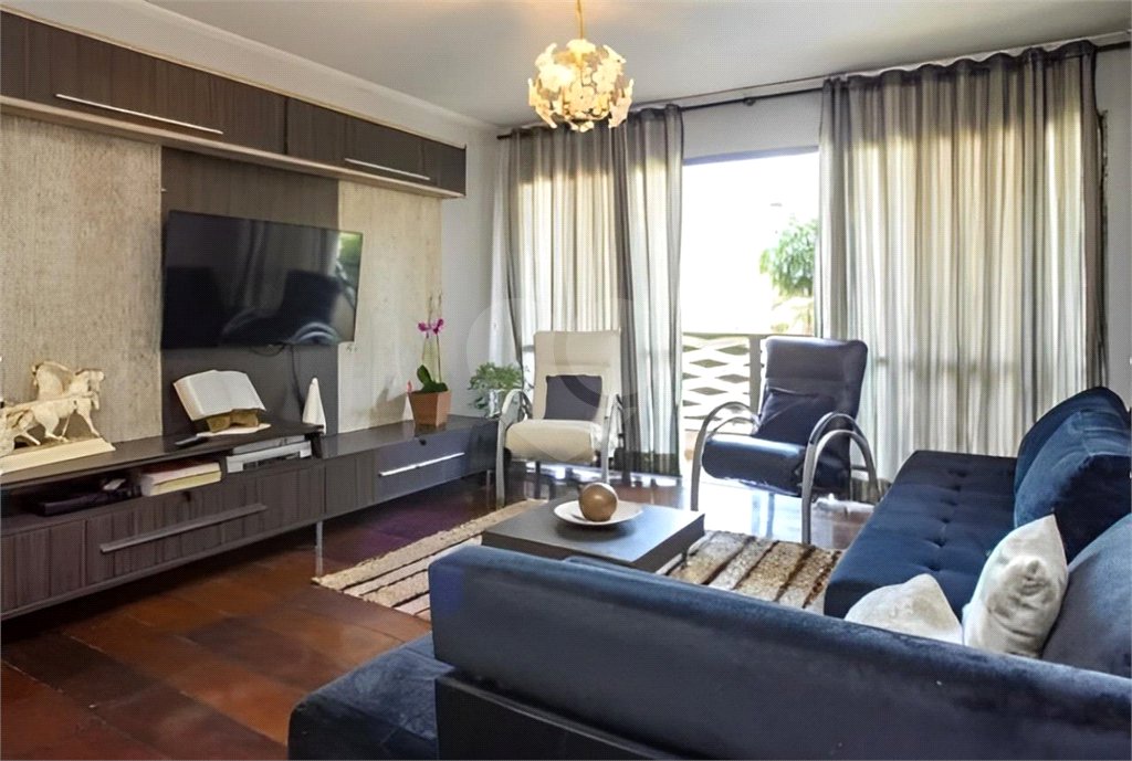 Apartamento à venda com 3 quartos, sendo 1 suíte, no Centro, São Bernardo do Campo, SP