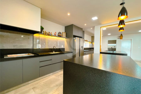 Casa à venda com 4 suítes no condomínio Alpes de Vinhedo, Vinhedo - SP
