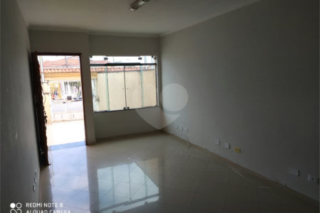 Sobrado à venda com 3 quartos, sendo 1 suíte, em Vila Maria Alta, São Paulo, SP