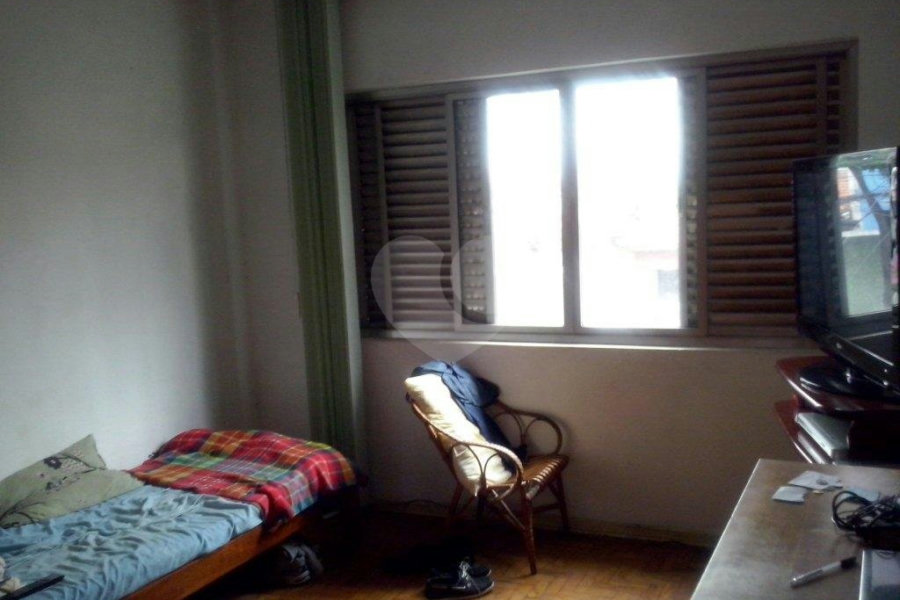 Sobrado à venda com 2 quartos em Carandiru, São Paulo, SP